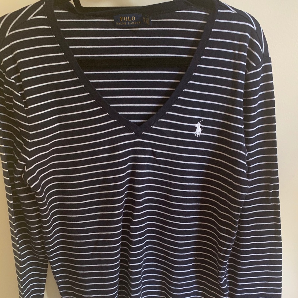 Polo long sleeve v-neck